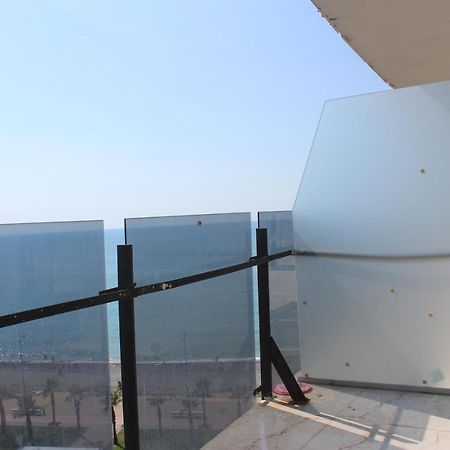Apartment On The Back Sea บาทูมิ ภายนอก รูปภาพ